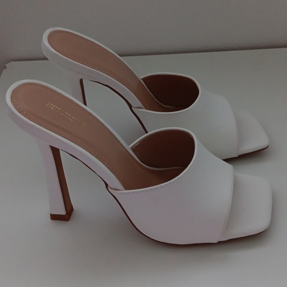 PLT nib white mules - Picture 3 of 5